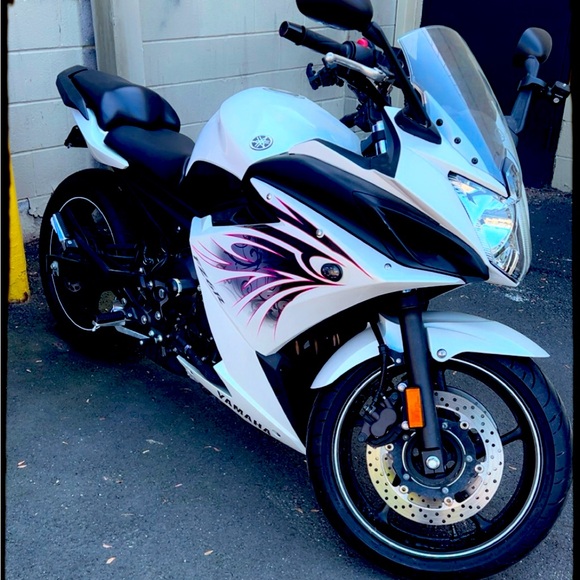 Meet your Posher, Jenny - Picture 1 of 1